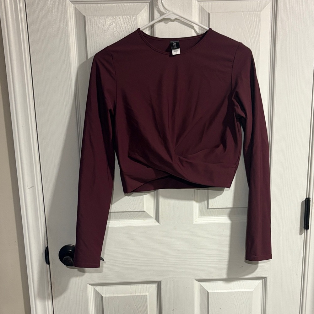 Savvi Burgundy Long Sleeve Crop Top